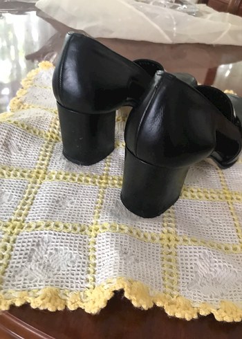 Diğer Tokalı deri Siyah Kadın Topuklu Klasik Ayakkabı
