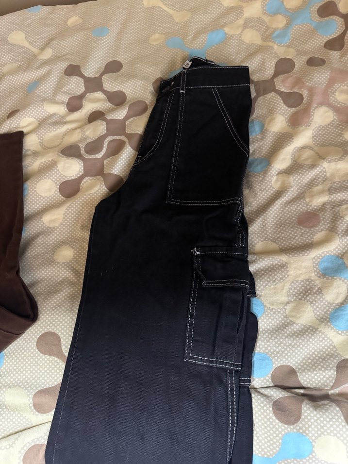 Siyah Cep Detaylı Kadın Kot Pantolon - Görsel 2