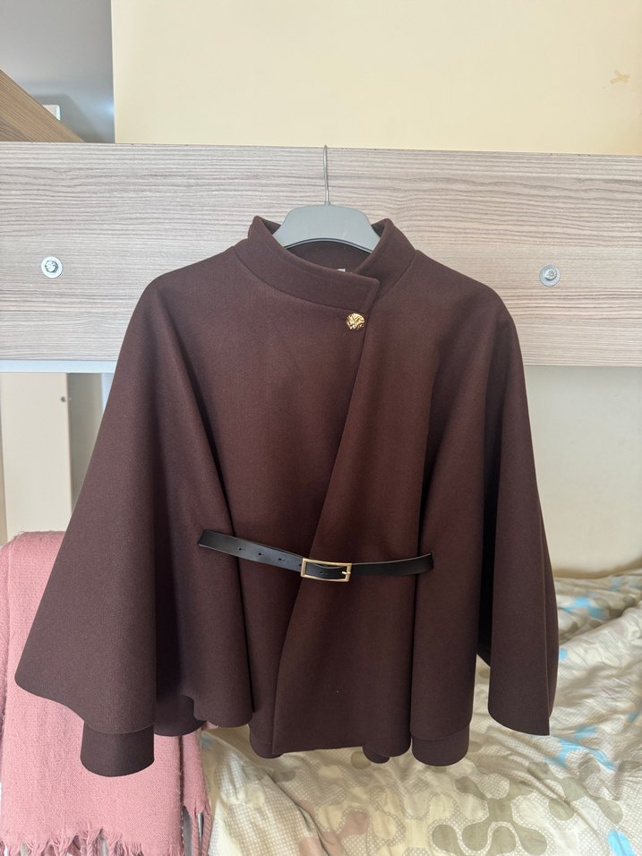 Kahverengi Deri Kuşaklı Kadın Panço - Görsel 3