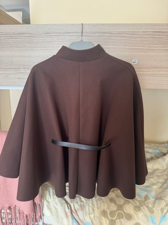 Kahverengi Deri Kuşaklı Kadın Panço - Görsel 4