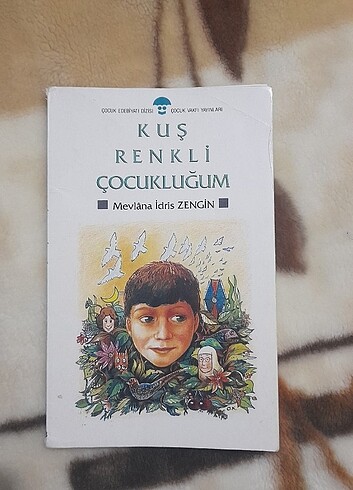Kuş renkli çocukluğum şiir kitabı 