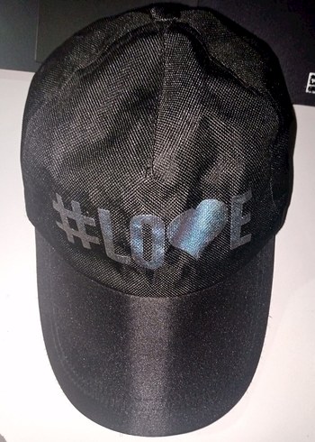 LCW Siyah #LOVE Nakışlı Kadın Şapka