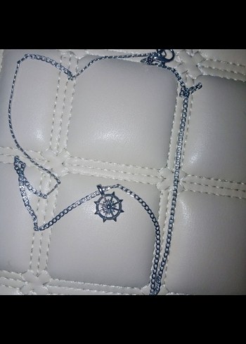 Zara Nakışlı Zincir Detaylı Bohem Gri Kolye
