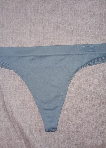 Oysho seamlesssoft touch tanga külot - Görsel 3