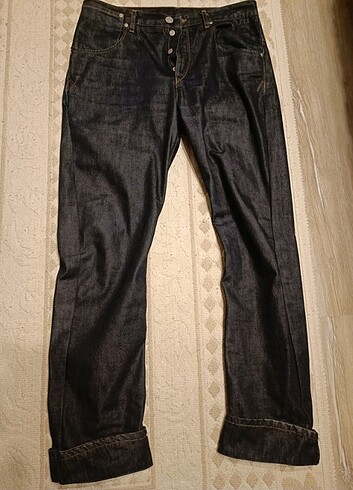 Levi's engineered 