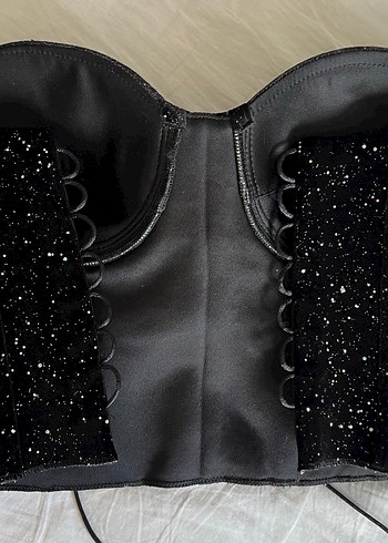 Siyah Parlak Straplez Bustiyer - Görsel 4