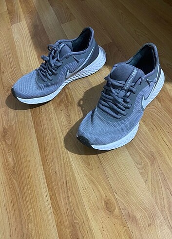 Nike Nikee