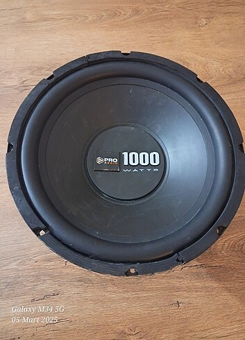 1000w 250 rms çok temiz subwoofer 30cm