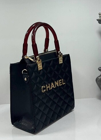 Chanel kol çantası 