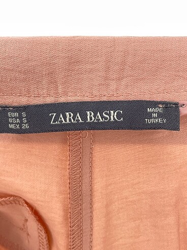 s Beden çeşitli Renk Zara Düz Kesim %70 İndirimli.
