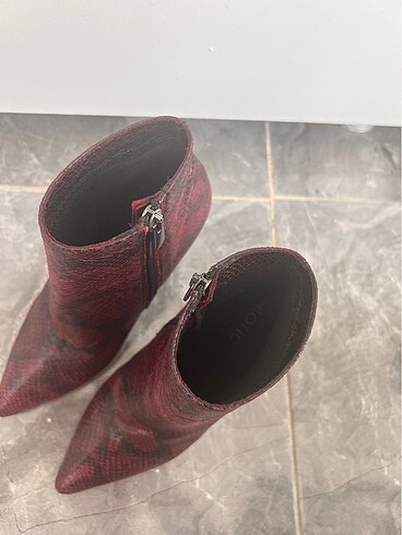 Hotiç yılan derisi bot - Görsel 4