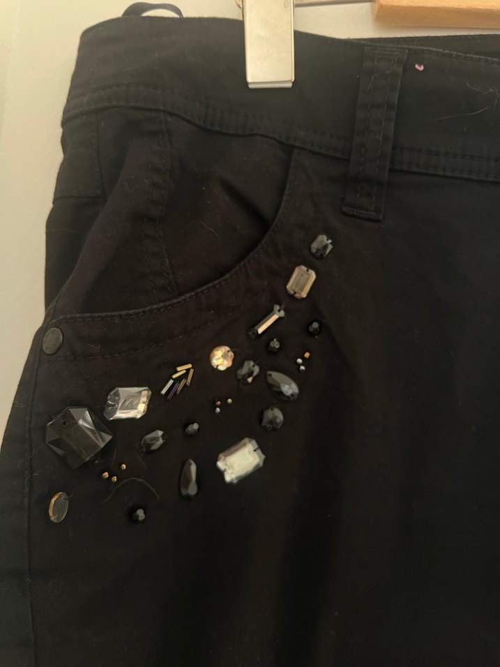 Taşlı siyah kot etek - Görsel 4