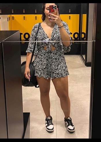 Zebra desenli şortlu tulum - Görsel 5