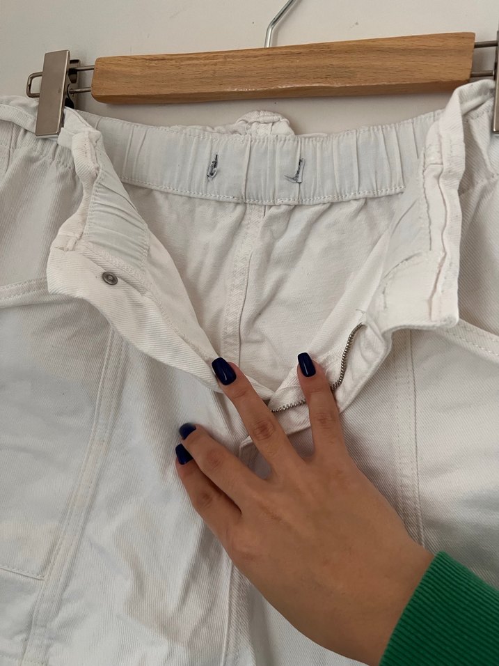 Beyaz yüksek bel kot şort - Görsel 4
