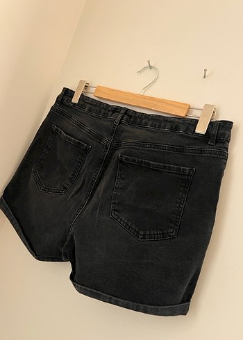 Lcw siyah kot şort - Görsel 4