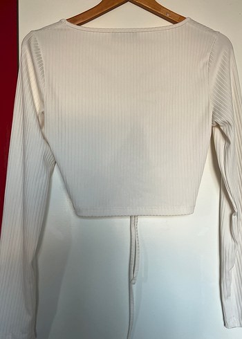 V Yakalı Crop Bluz - Görsel 3