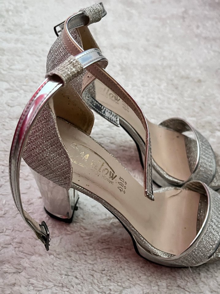 Simli Topuklu ayakkabı - Görsel 2