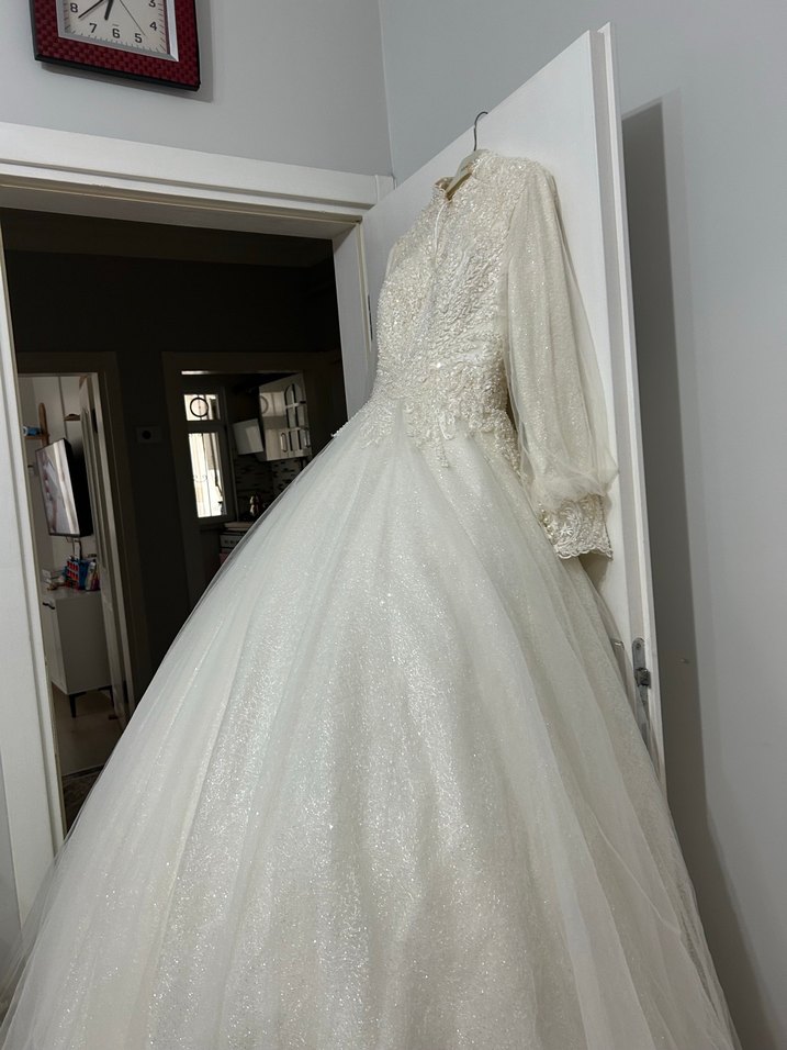 Kapalı gelınlık ihtiyaç fazlası - Görsel 2