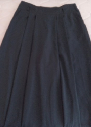 Siyah Pilili Uzun Kadın pantolonlu etek