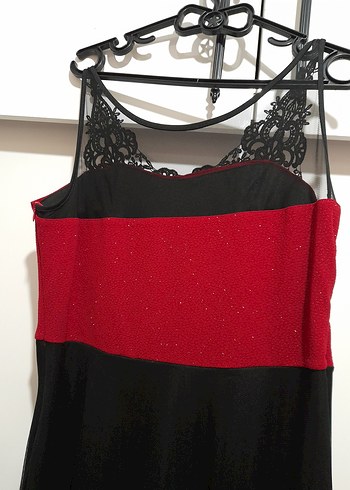 Kırmızı Siyah Drapeli Uzun Goth Abiye - Görsel 3