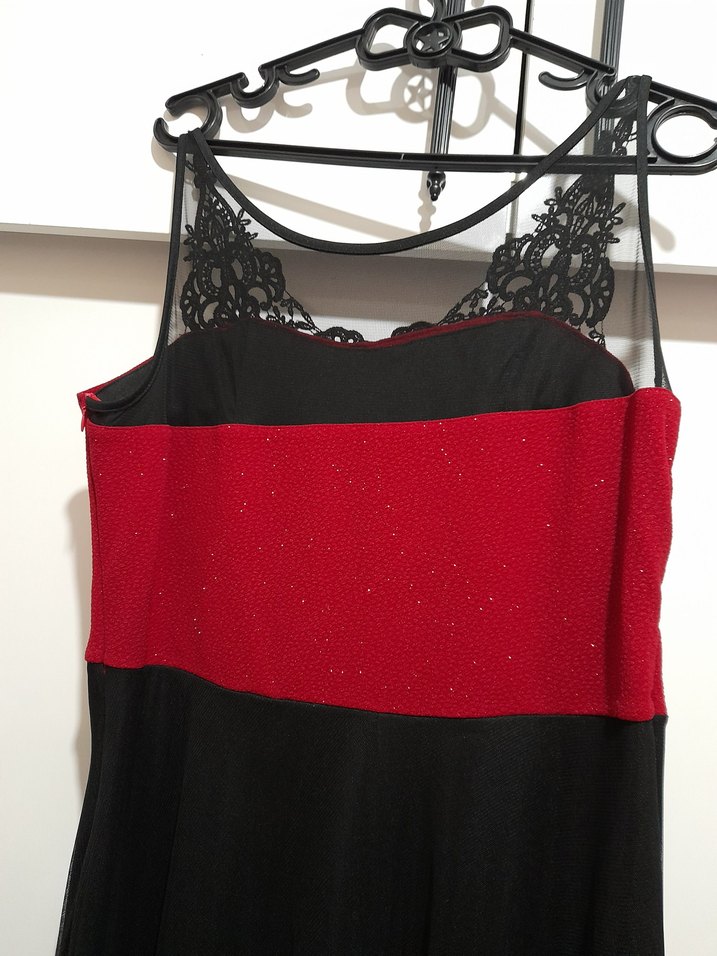 Kırmızı Siyah Drapeli Uzun Goth Abiye - Görsel 3