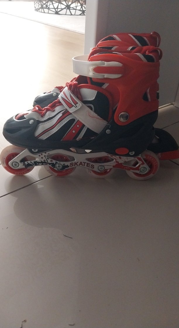 Kırmızı Desenli Erkek Spor Paten - Görsel 3