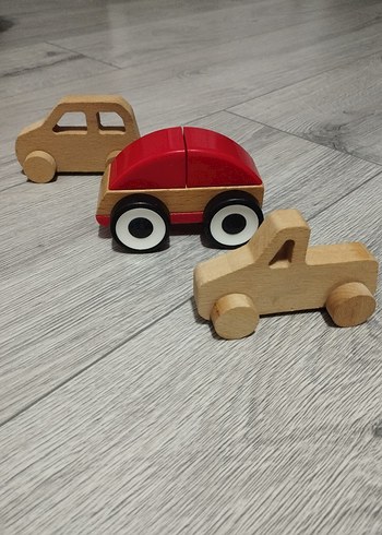 İkea Kırmızı Ahşap Oyuncak Araba Seti - Görsel 2