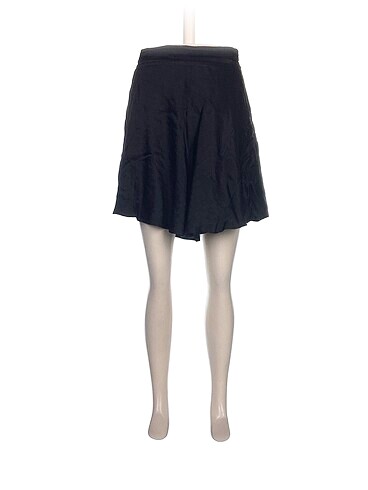 Bershka Mini Etek %70 İndirimli.