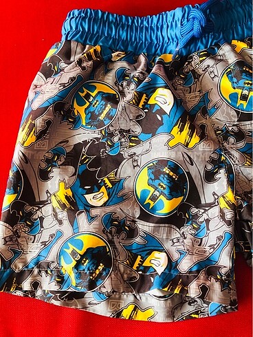 H&M Batman deniz şortu 5-6 yaş