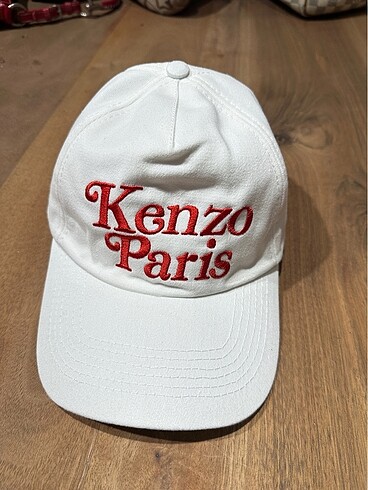 Kenzo şapka