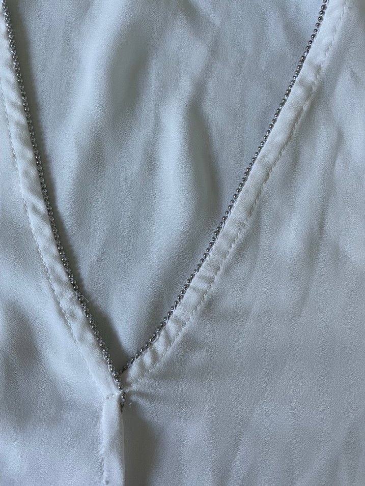 V Yaka Beyaz Kadın Keten Gömlek - Görsel 2