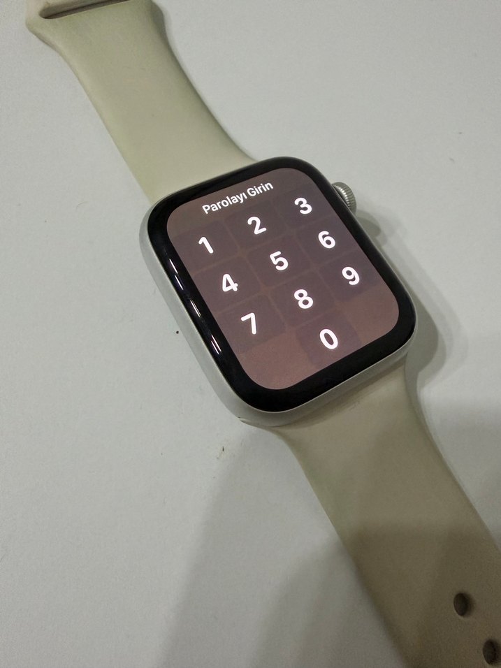 Bej Silikon Kordonlu Akıllı Saat - Görsel 3