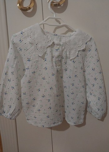 Nakışlı Beyaz Kız Gömlek - Görsel 2