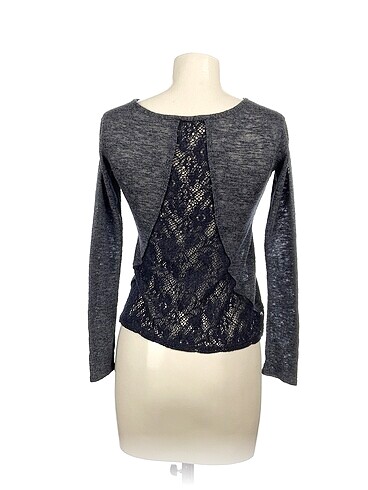 s Beden Bershka Kazak / Triko %70 İndirimli.