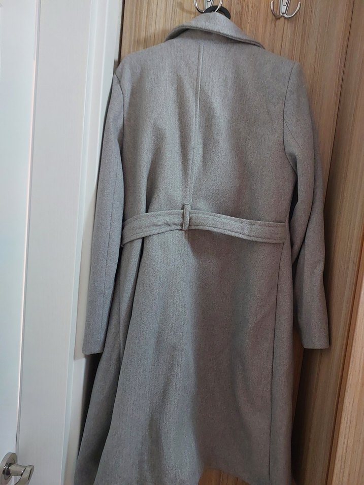 Gri  renk kaşe 1 kere gıyılfı sıfıra yakın tertemiz urumdı4 - Görsel 3