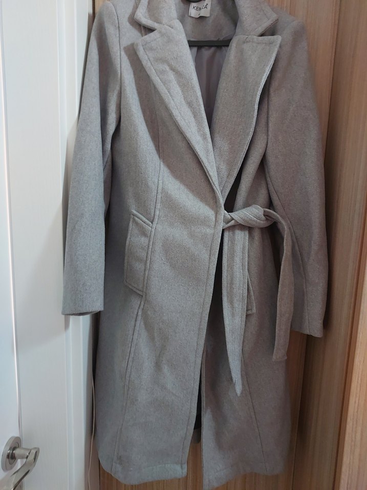 Gri  renk kaşe 1 kere gıyılfı sıfıra yakın tertemiz urumdı4 - Görsel 2