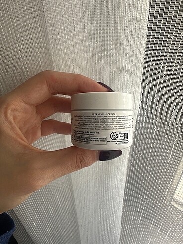 Beden Kiehls Ultra Facial Cream