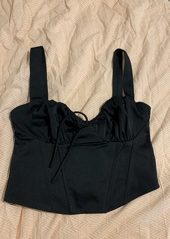 Siyah Fırfırlı Gotik Büstiyer