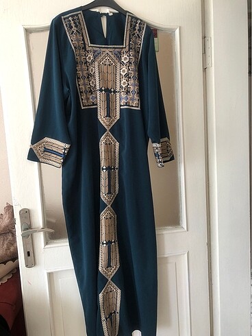 Uzun elbise