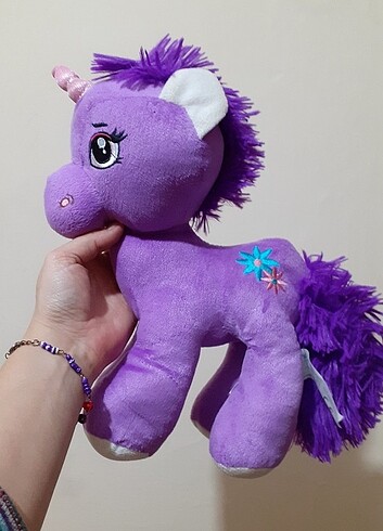 Büyük pelus unicorn