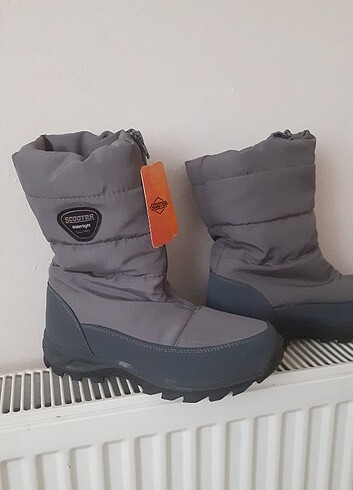 38 Beden İçi taban dahil komple kürklü gri 38 no bot. Sıfır