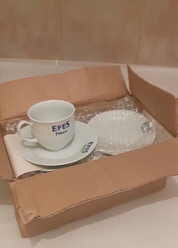 Efes Pilsen Nescafe ve çay bardağı 