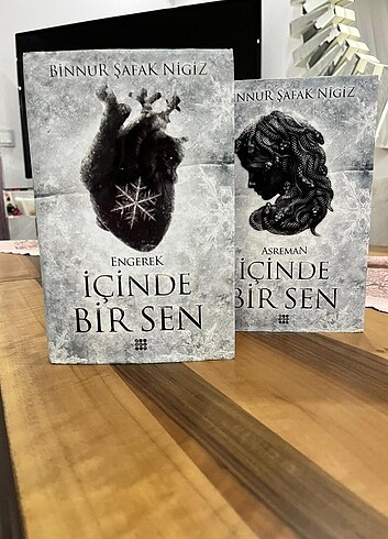 İçinde Bir Sen iki kitap ciltli