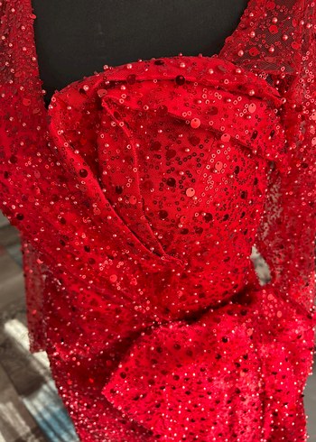 Uzun Kollu Kırmızı Drapeli Abiye Elbise - Görsel 4