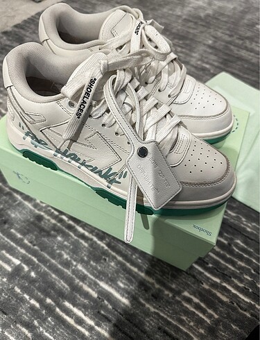 Off white out off office