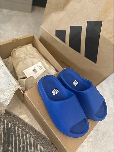 Adidas Yeezy Slide Azure