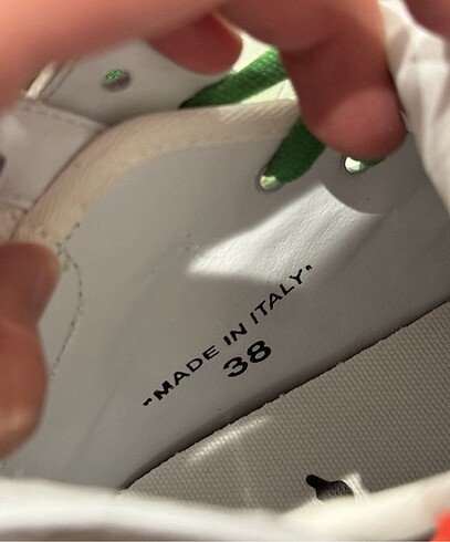 38 Beden Off white 3.0