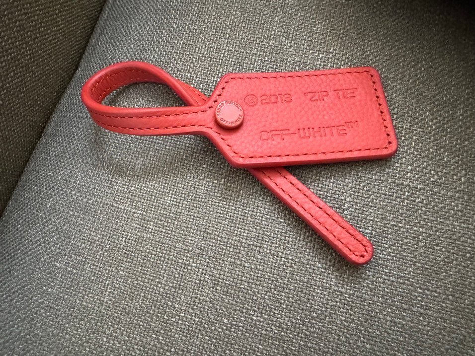 Off white zip tie deri orijinal - Görsel 5