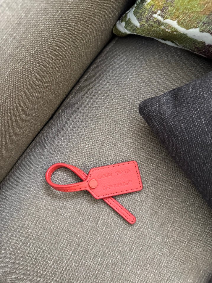 Off white zip tie deri orijinal - Görsel 2