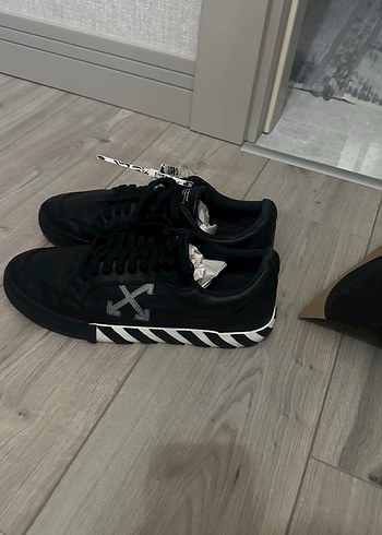 Off-White Vulcanized 45 Numara